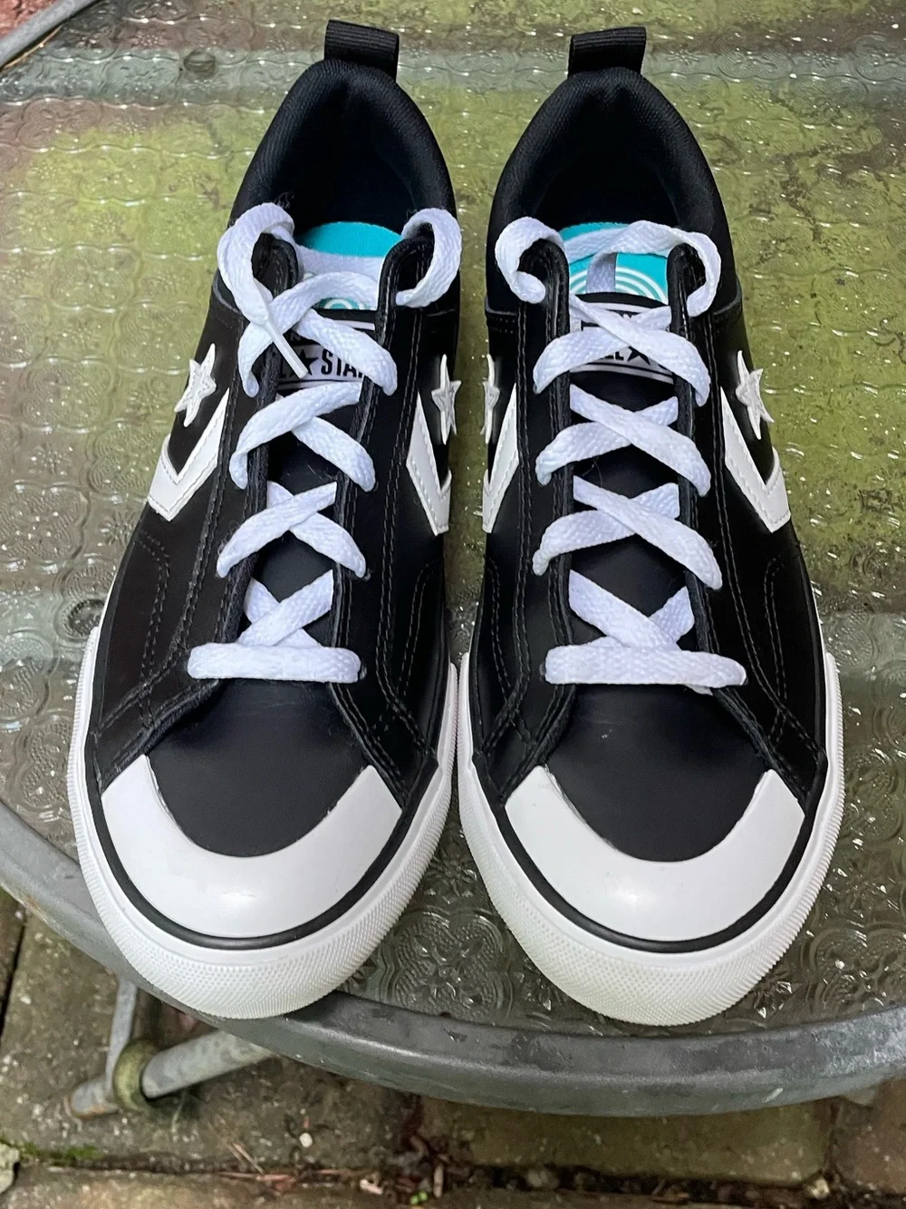 Converse One Star Black Leather Sneakers Size 5 Youth